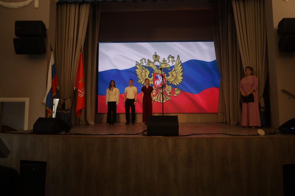 EOSR1291.jpg